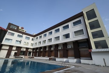 BAMBOO SAA SUNRRISE WEDDINGS & WELLNESS RESORT